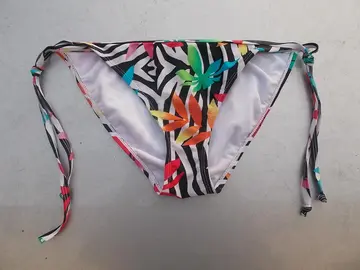 slip de bain femme réglable