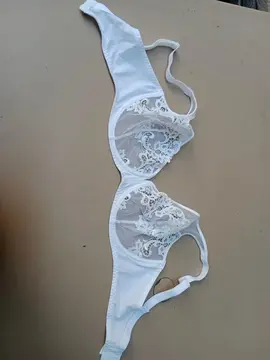 Soutien-gorge blanc NEUF 95B