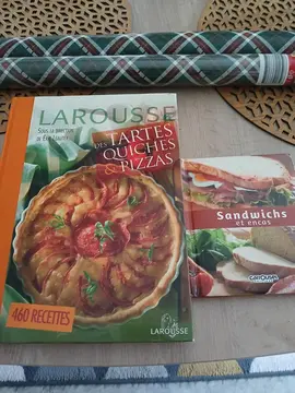 livres et papiers cadeaux