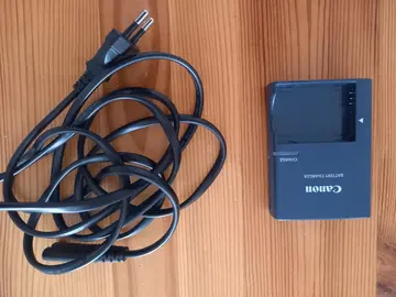 chargeur appareil photo canon CB-2LXE