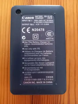 chargeur appareil photo canon modele CB-2LVE