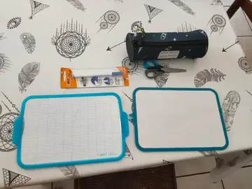 lot fournitures