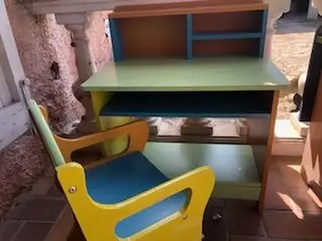 Bureau et chaise pour enfants