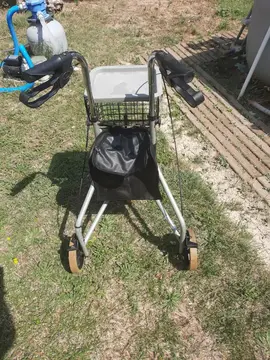 déambulateur à freins