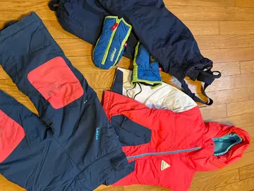 vêtements de ski taille 3 ans