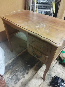 petit bureau en bois