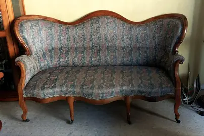 Canapé en tapisserie fauteuils et chaises