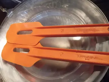 2 spatules