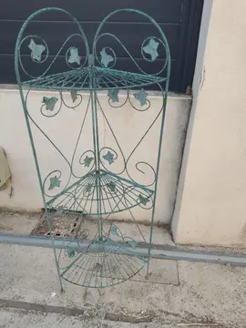 étagère d'angle porte pots