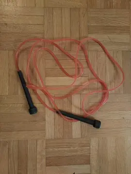 Corde à sauter en plastique