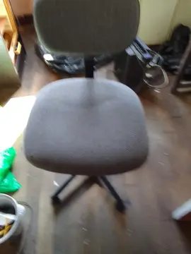 donne fauteuil de bureau