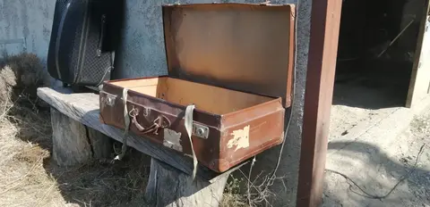 Valise ancienne