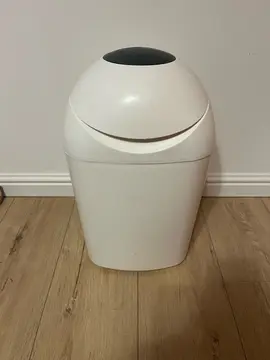 poubelle à couche