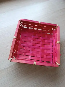 panière rouge