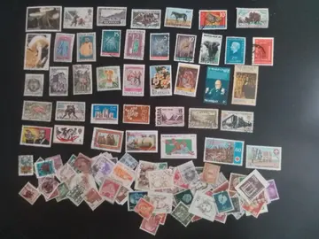 centaine de timbres divers pays