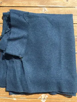 Tissu bleu 145 X 67 cm + petites chutes