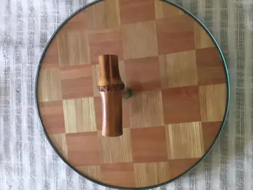 Plateau à poignée
