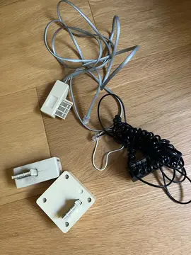 prises et câbles téléphone