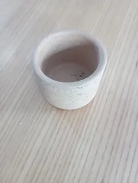 petit pot en terre cuite