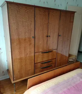 Chambre à coucher formica