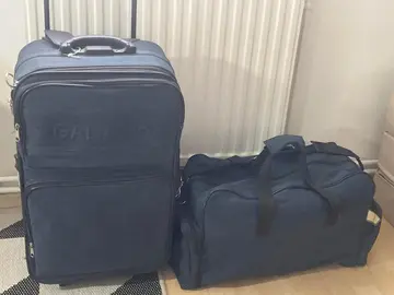 Lot valise et sac de voyage