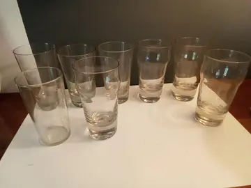 couverts et verres pour étudiant