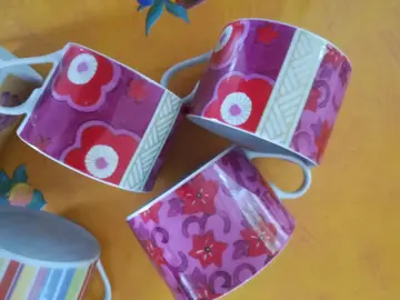 3 tasses