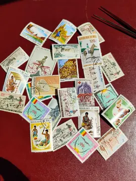 lot unique timbres Mali..