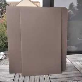 2 plateaux en verre trempé