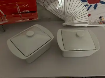 mini plat en céramique