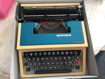 Machine à écrire