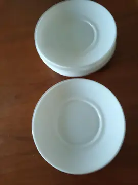 6 assiettes à dessert