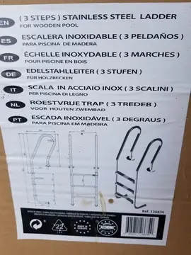 échelle de piscine inox
