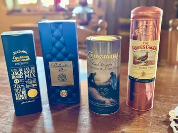Boîtes bouteilles de whisky
