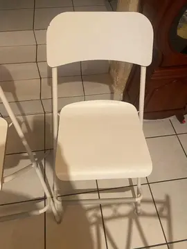 2 chaises hautes