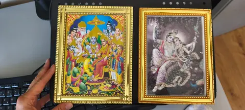 2 tableaux, affiches Dieux Indiens, hindous