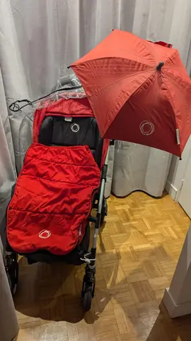 donne pousette bugaboo bee+, toute équipée