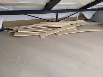 lot de petites planches de bois