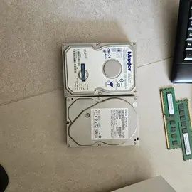 2 disques dur type HDD 3,5'' encore fonctionnels