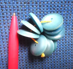 LOT 9 BOUTONS PLASTIQUE BLEU