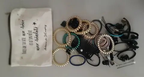 Accessoires à cheveux