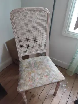 chaise de chambre en bois