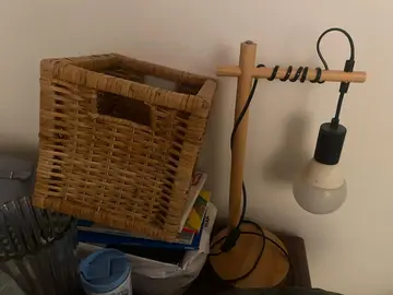 Panière et lampe