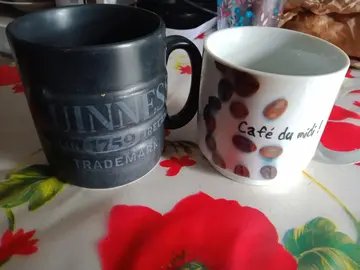 mugs