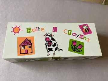 boîte à crayons en bois