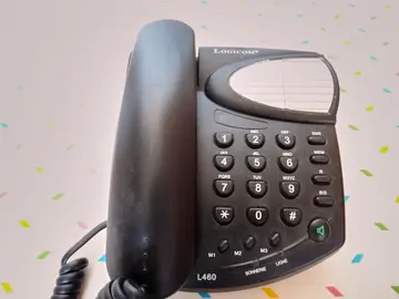 Téléphone fixe 1