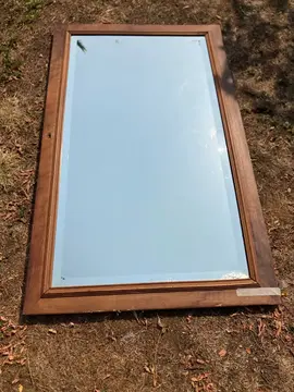 miroir ancien sur porte