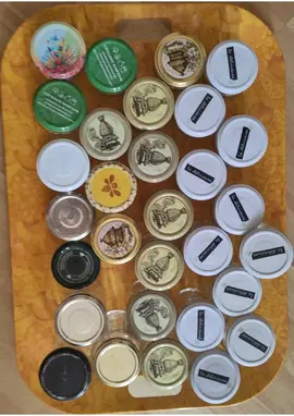 Petits pots en verre, couvercle en métal