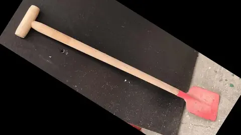 bêche pour enfant