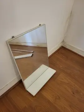 miroir toilettes ou Salle de bain